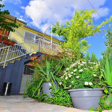 Apartments Veky 3 สปลิท ภายนอก รูปภาพ