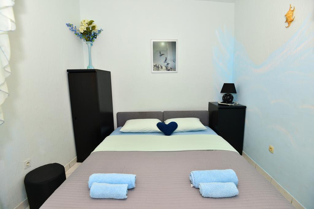 Apartments Veky 3 สปลิท ภายนอก รูปภาพ