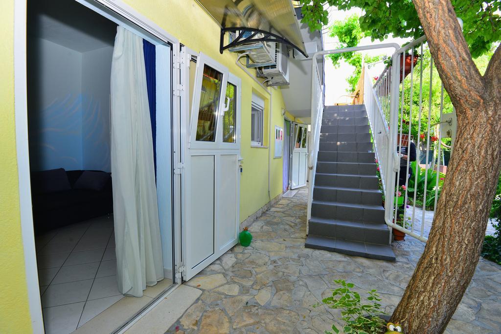 Apartments Veky 3 สปลิท ภายนอก รูปภาพ